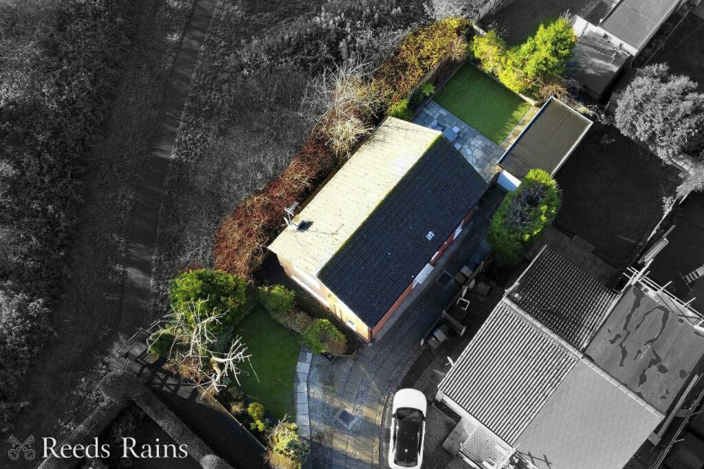 53 Peregrine Road