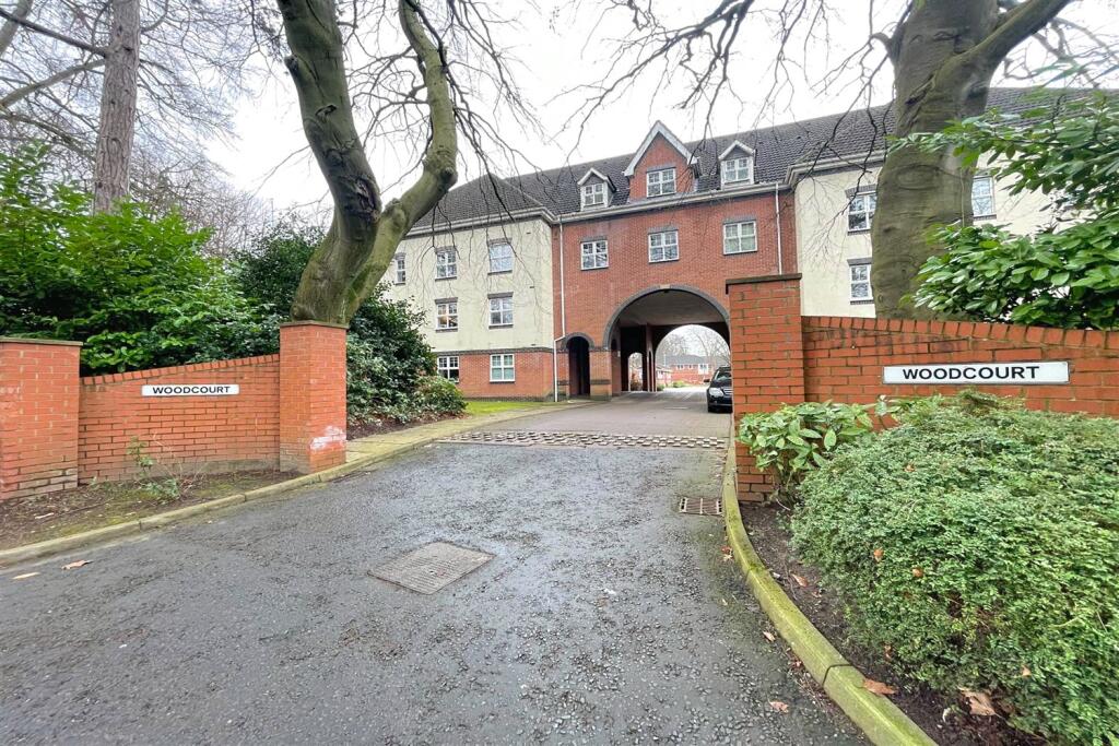 Wood Court, 205 Brooklands Road