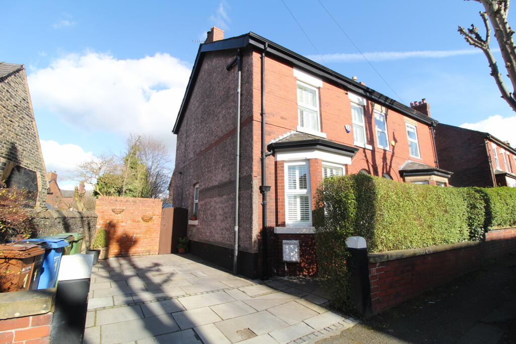 1 Lyme Grove