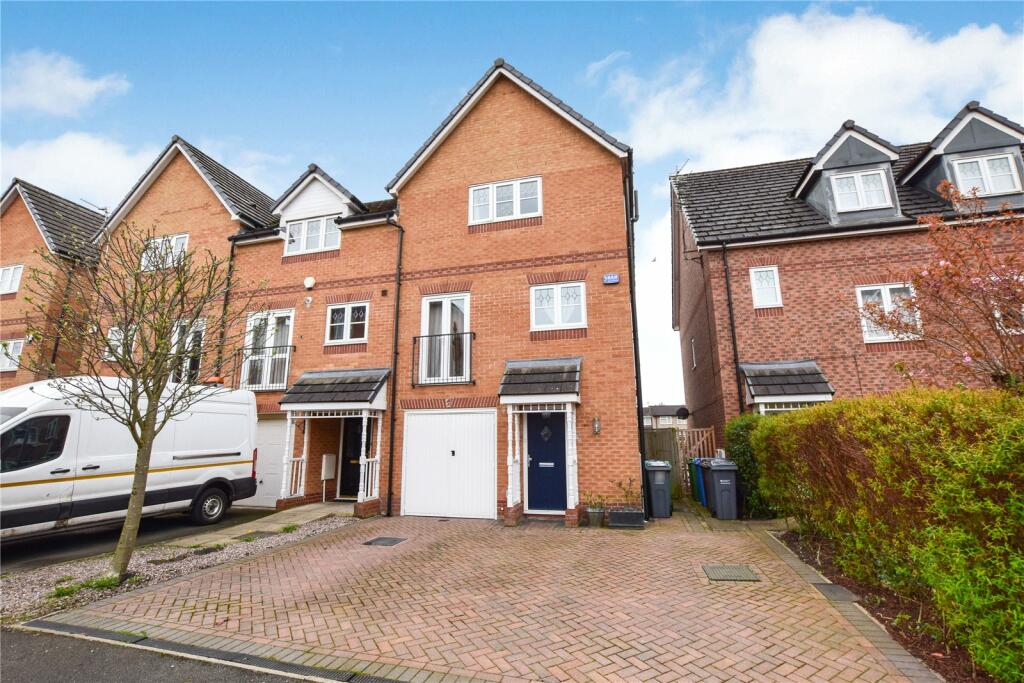 28 Lawnhurst Avenue