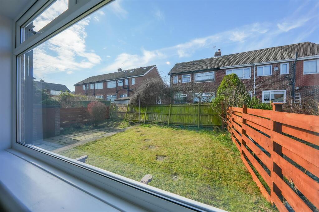 6 Ollerton Gardens