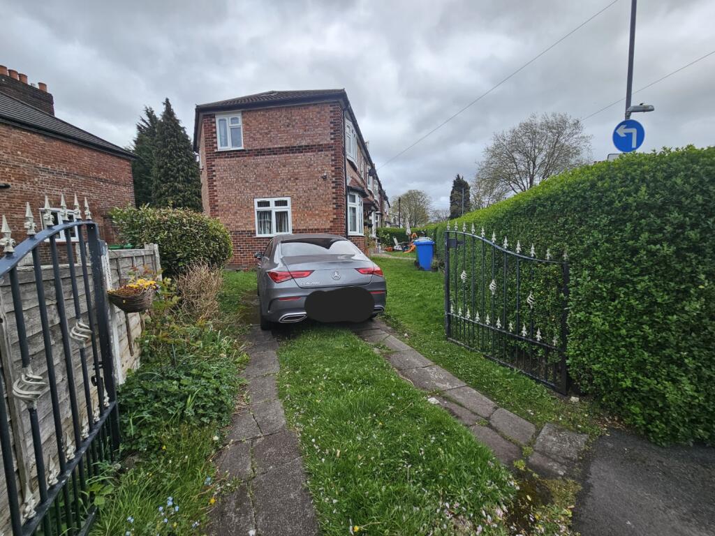 8 Brayside Road