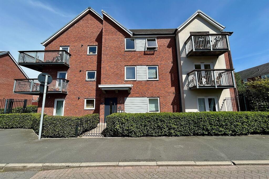 33 Highmarsh Crescent