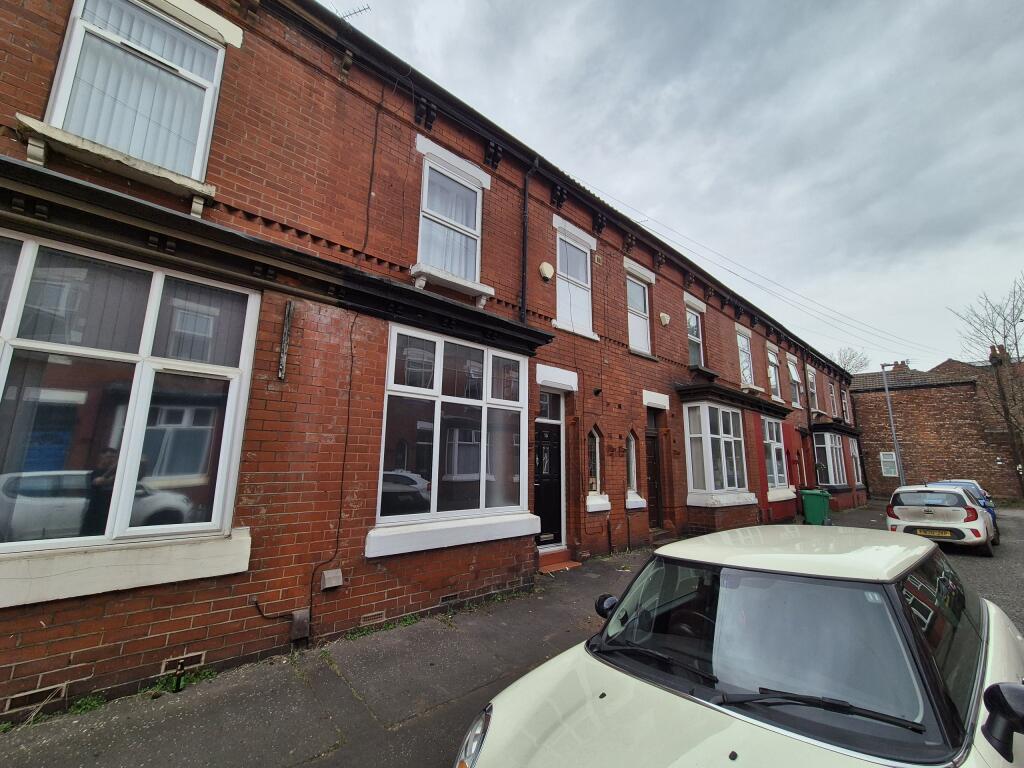 10 Cedar Grove