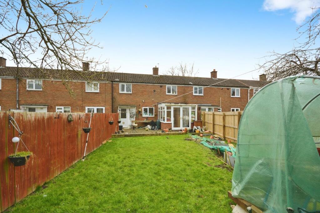 6 Cumby Road