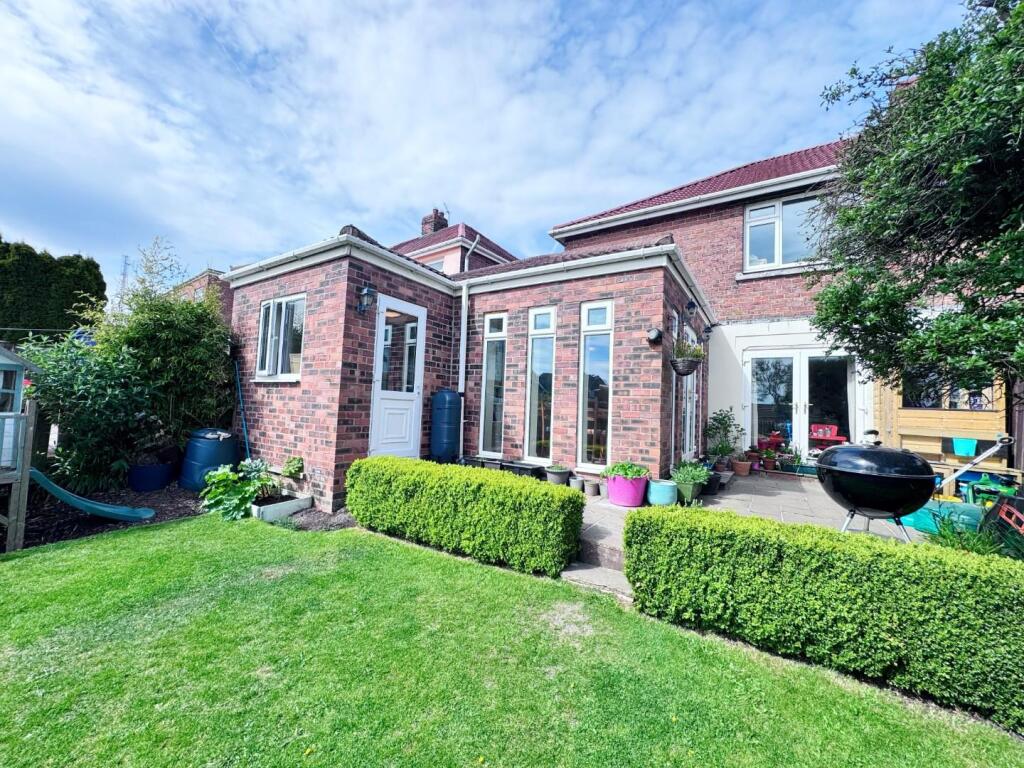 20 West Lane