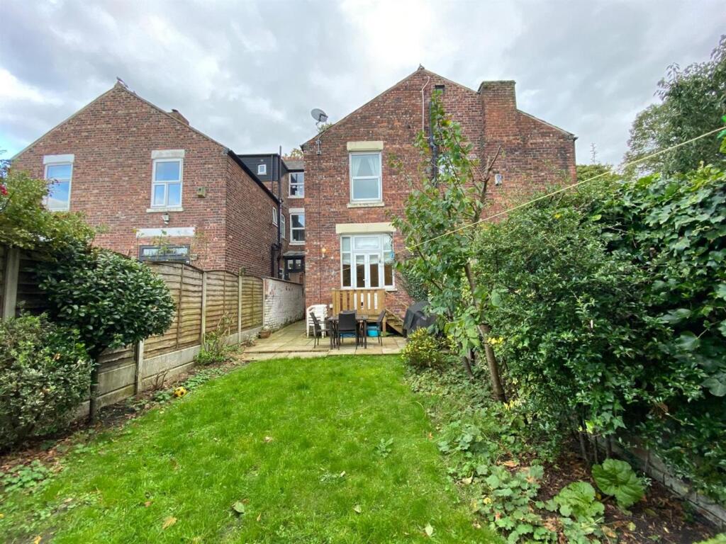 124 Kingsbrook Road