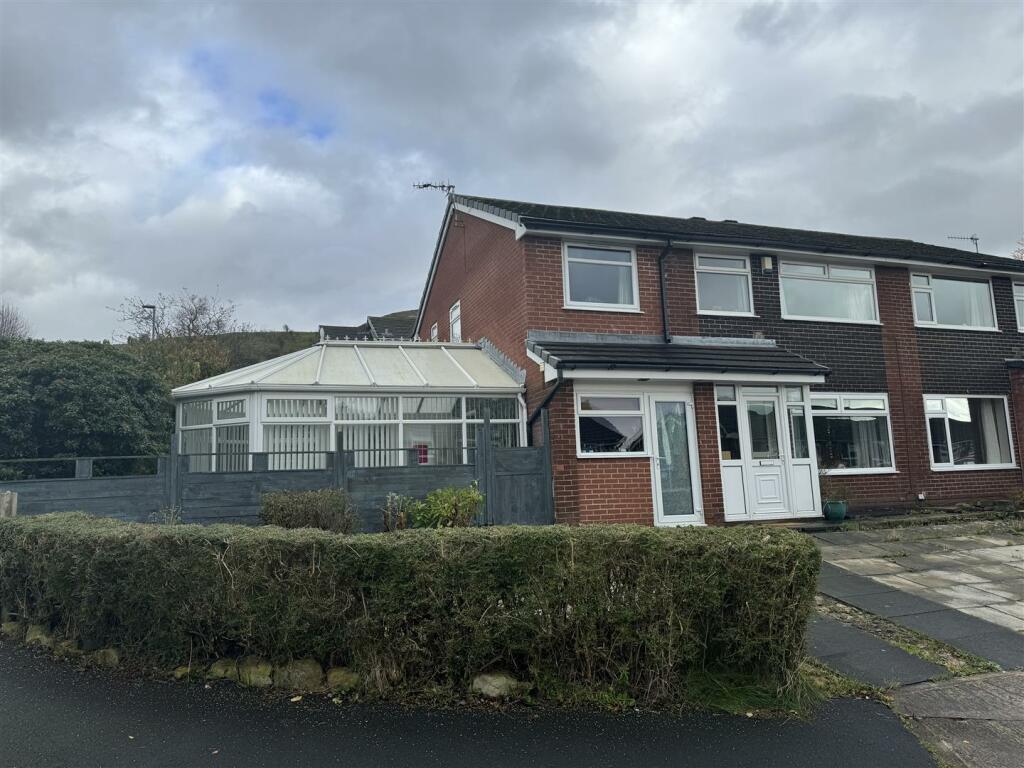 1 Dale Avenue