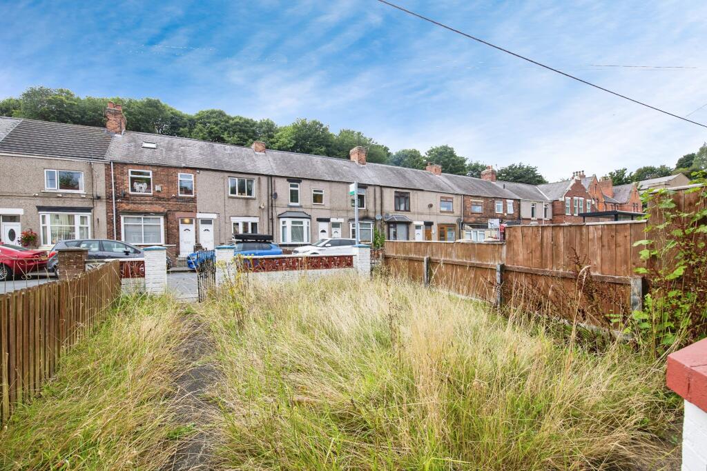 9 Croft Gardens