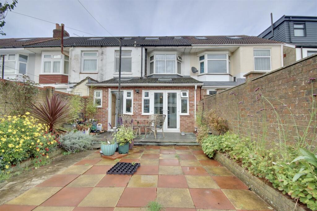 172 Hayling Avenue