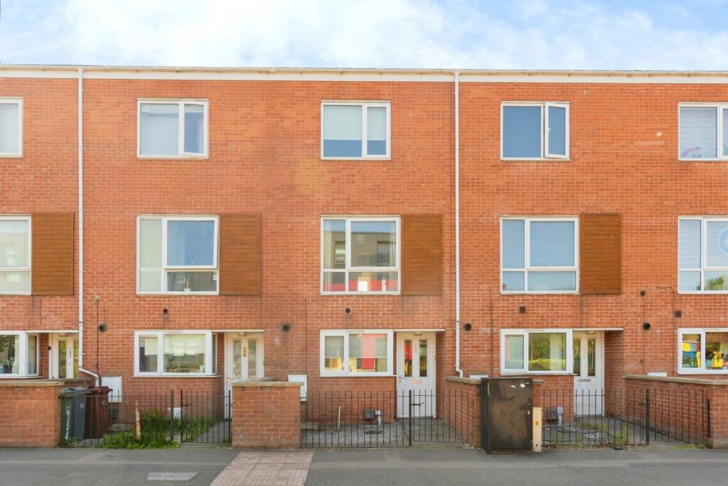 292 Stockport Road