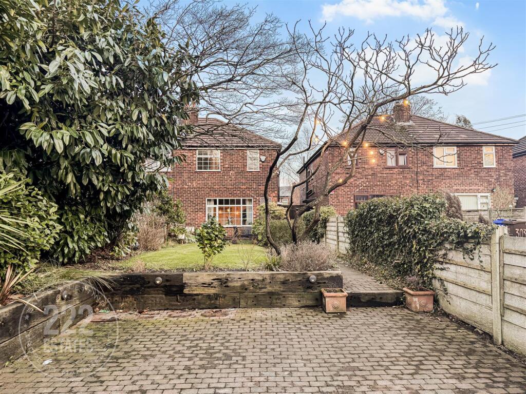 301 Yew Tree Road