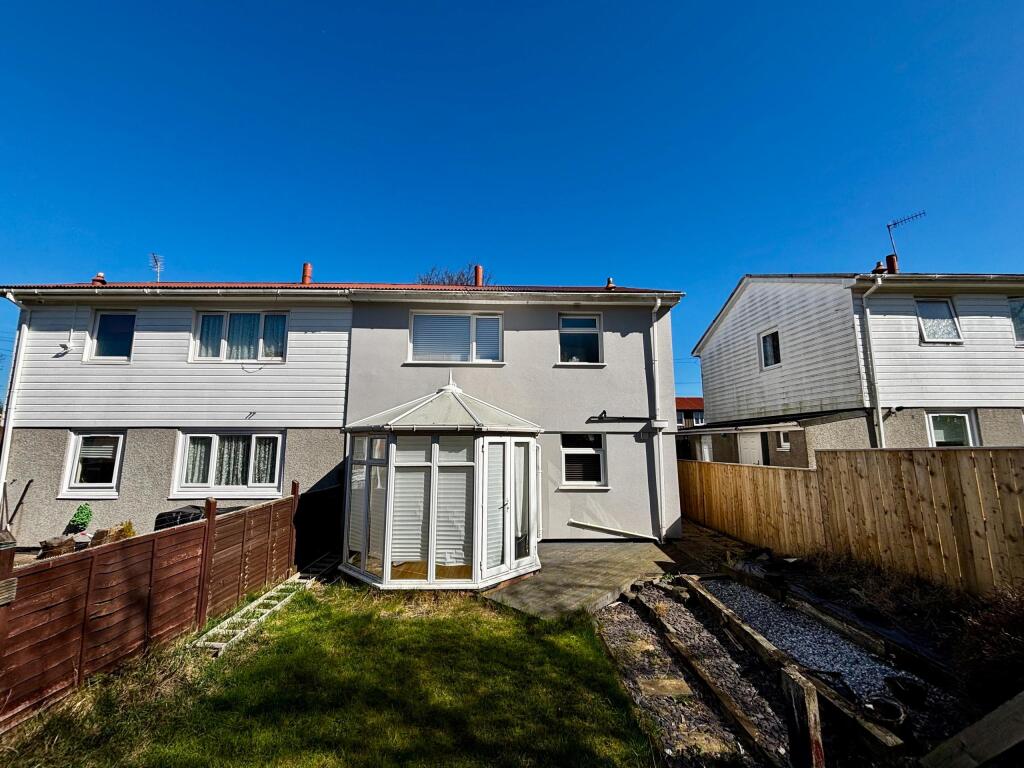 17 Denbeigh Place