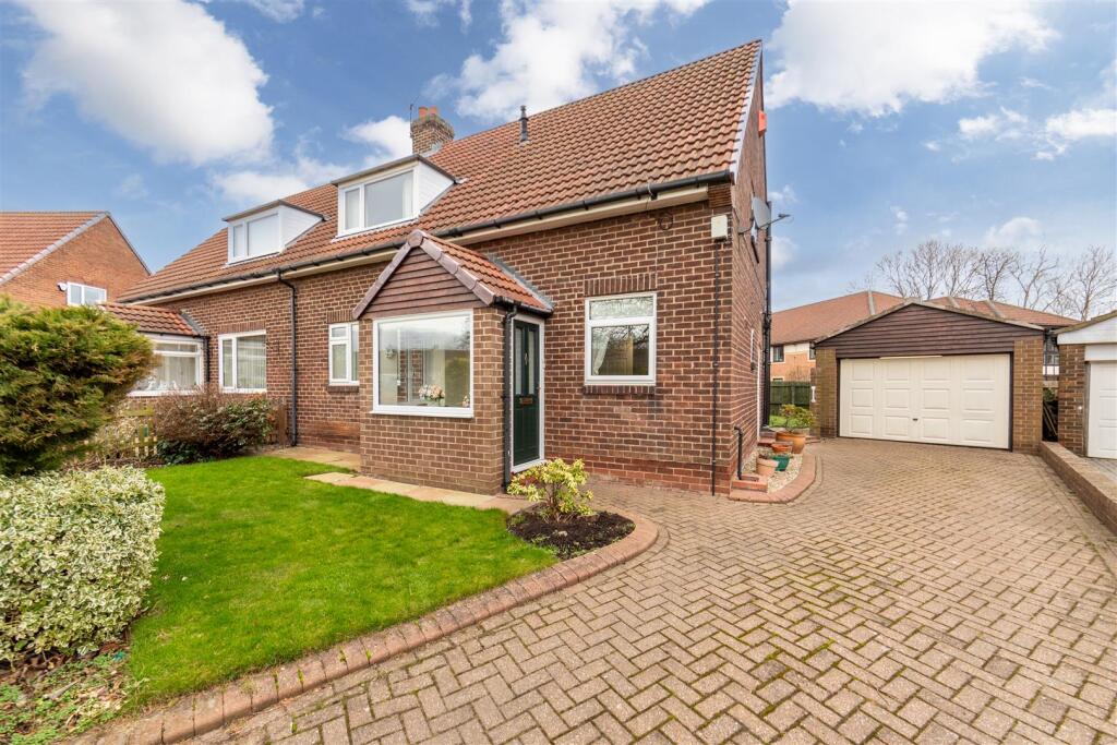 18 Thornhill Road