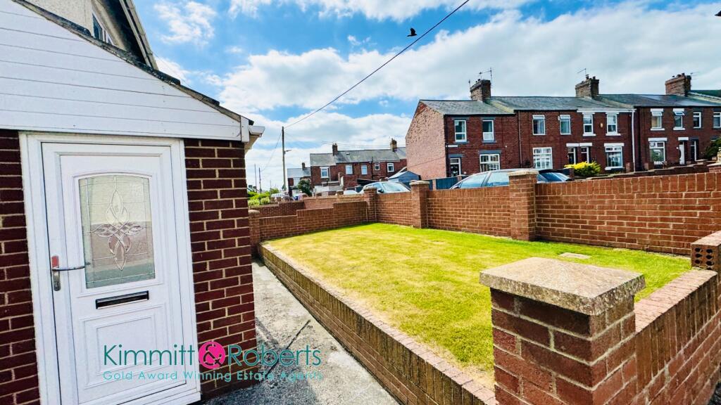 19 Grants Crescent