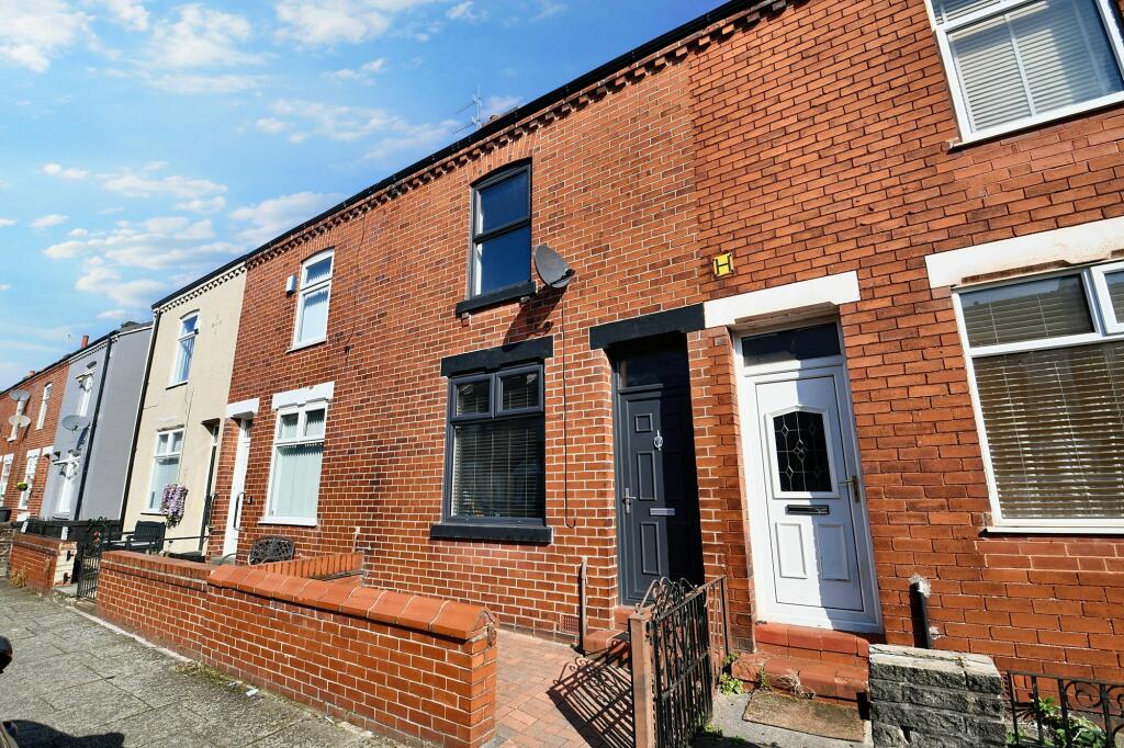 33 Holt Street