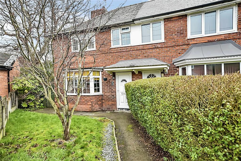 17 Longcroft Grove