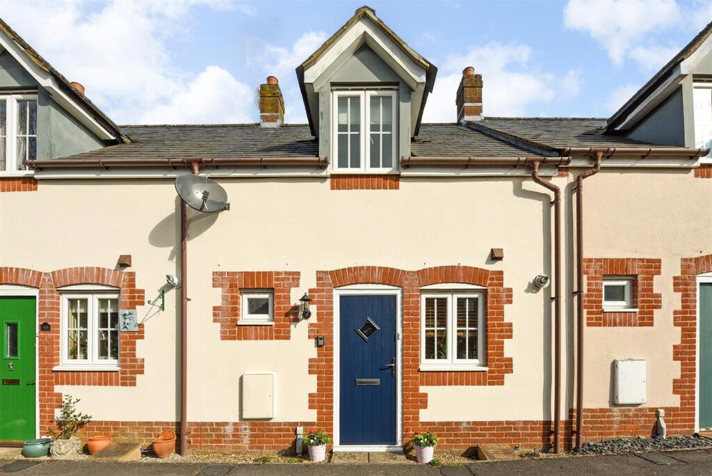 38 Victoria Way