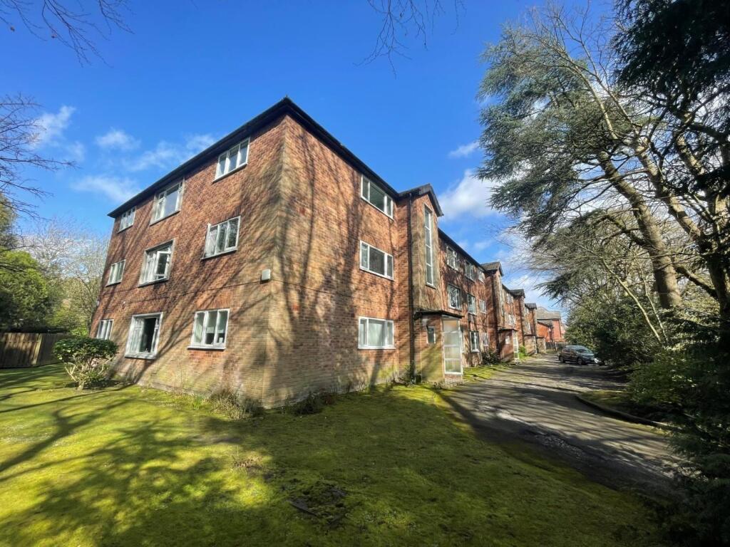 Spath Holme, Holme Road
