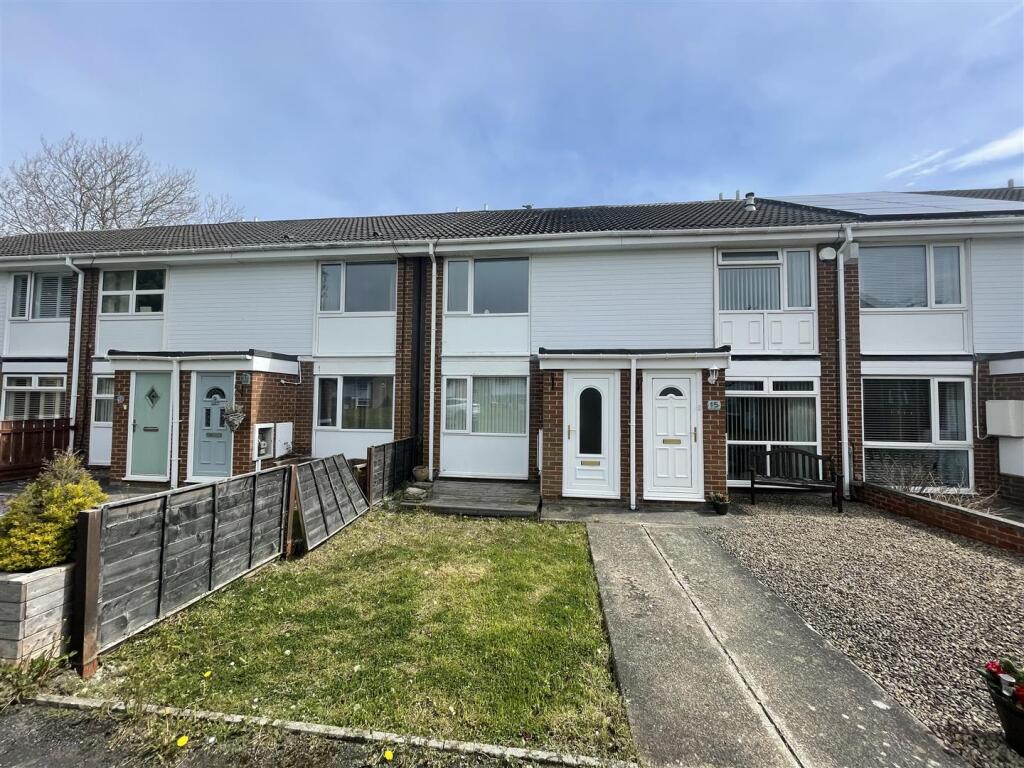 16 Thorntons Close