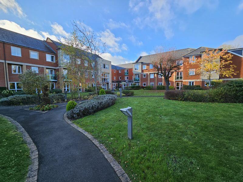 Henderson Court, North Road