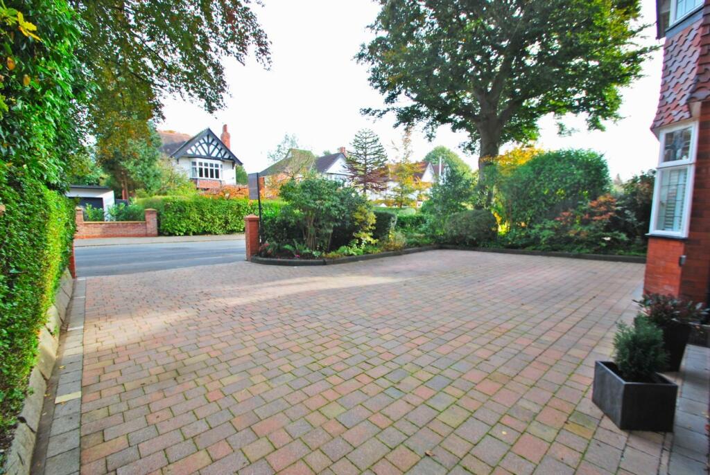 46 Frewland Avenue
