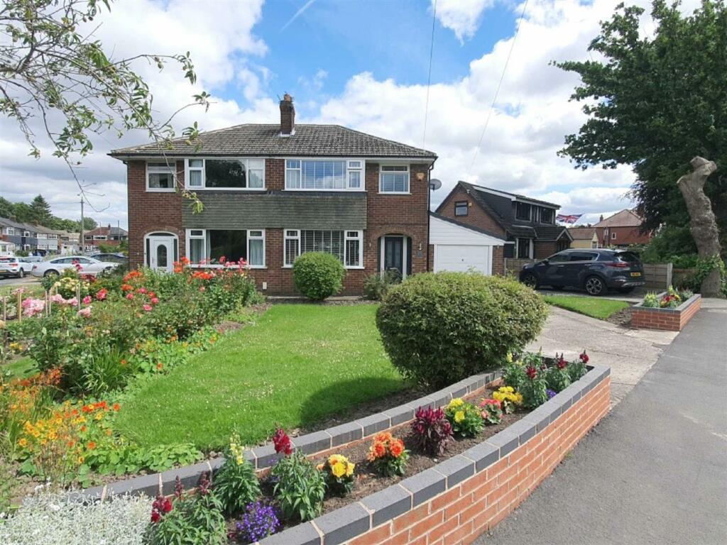 16 Cross Road