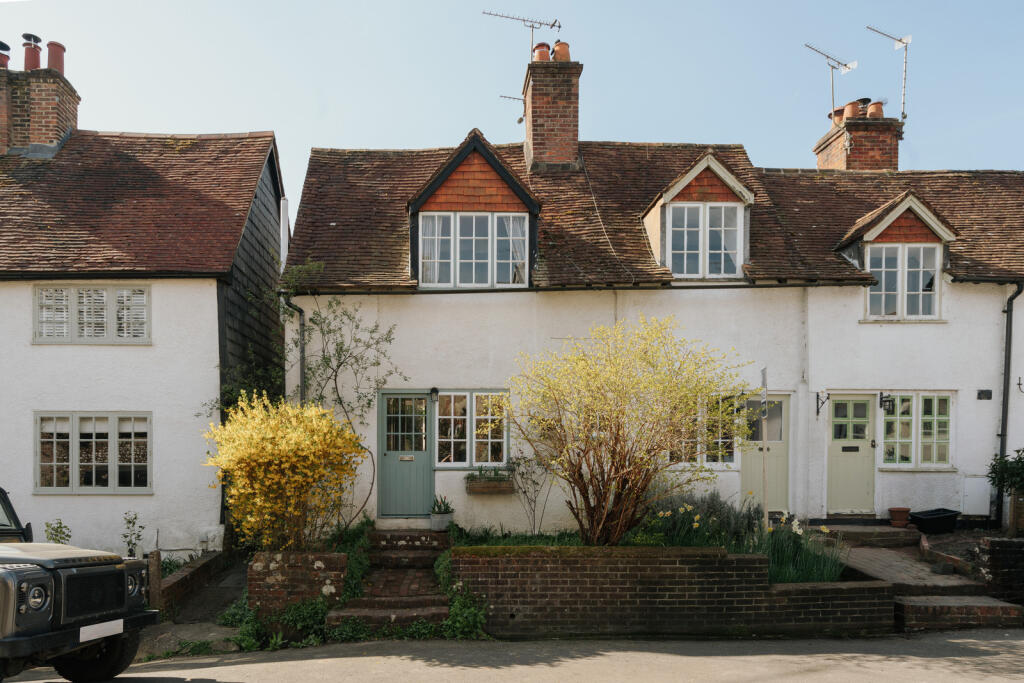 5 Village Street