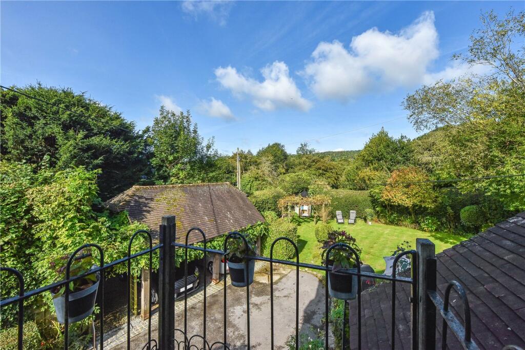 Sandpit Cottage, Ridge Common Lane