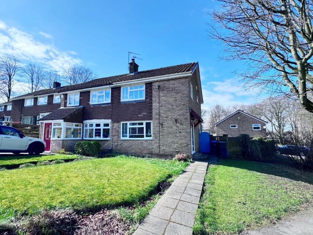 2 Conifer Avenue