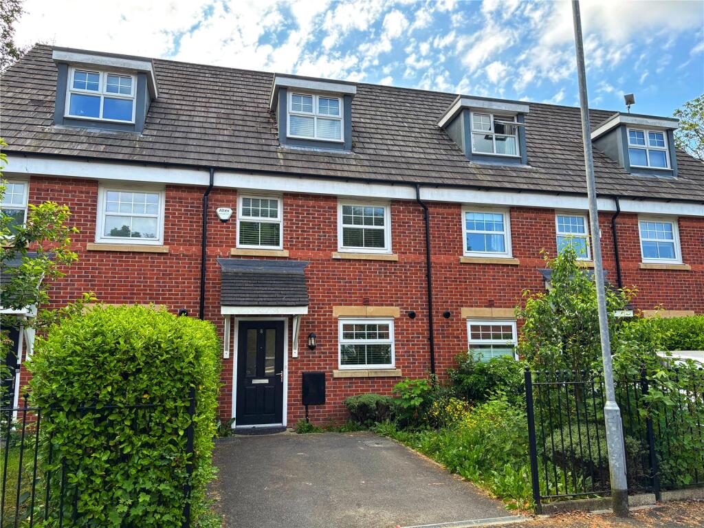 8 Aspen Road