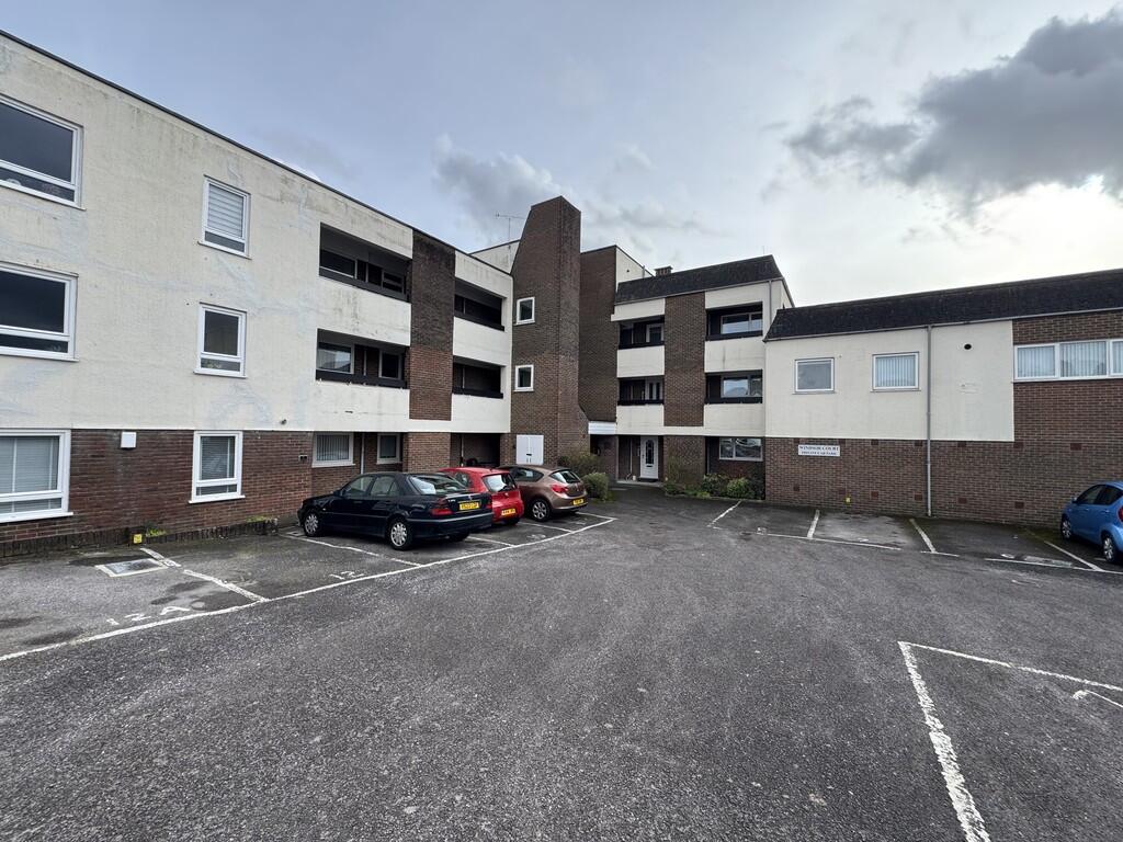 Windsor Court, Regal Close