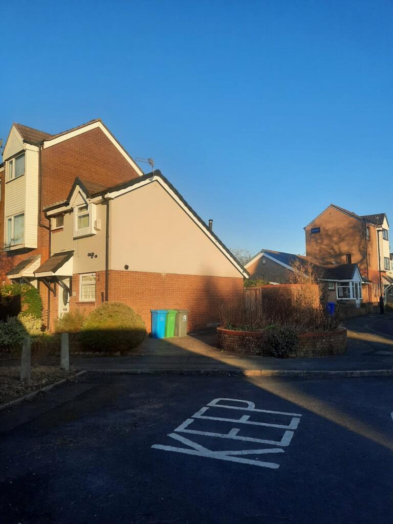 15 Ketton Close