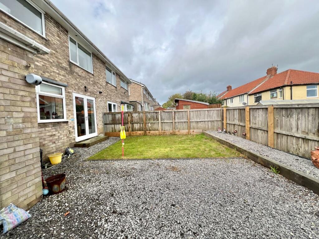 9 Fir Tree Drive