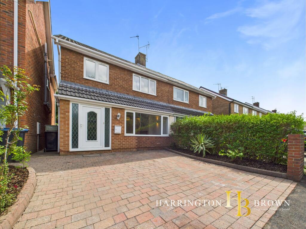 3 Churchill Close