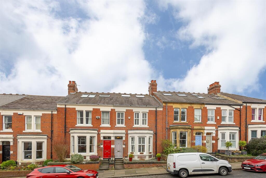 8 Kimberley Gardens