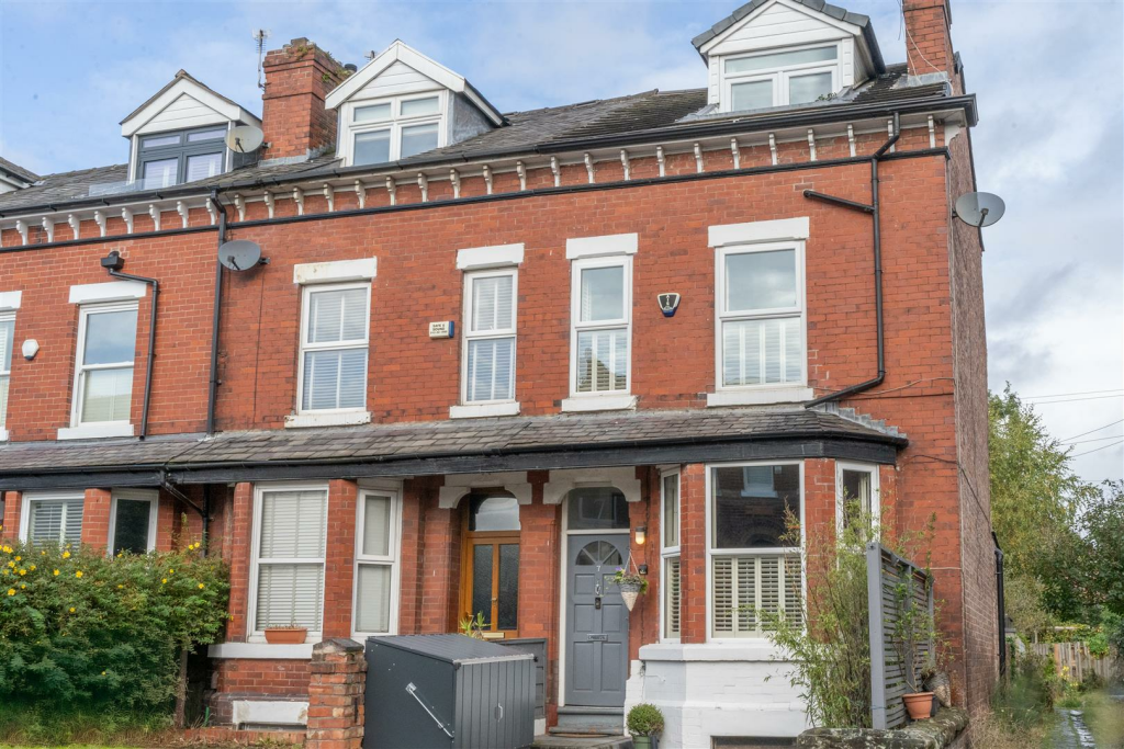 7 Selborne Road