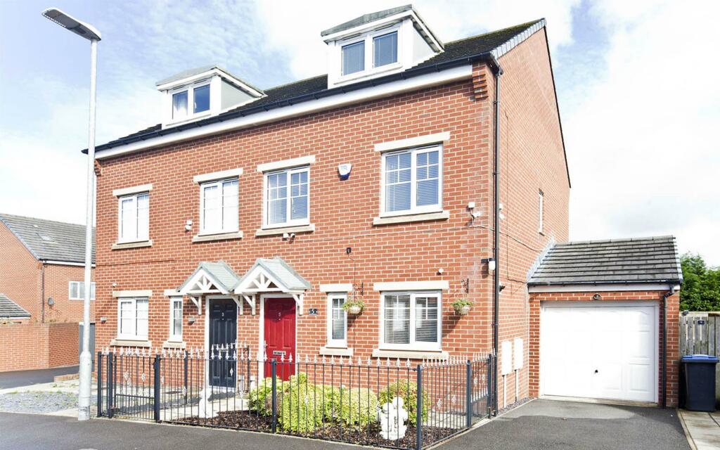 5 Hanover Crescent