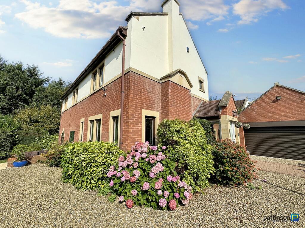 4 Hartford Bridge Farm