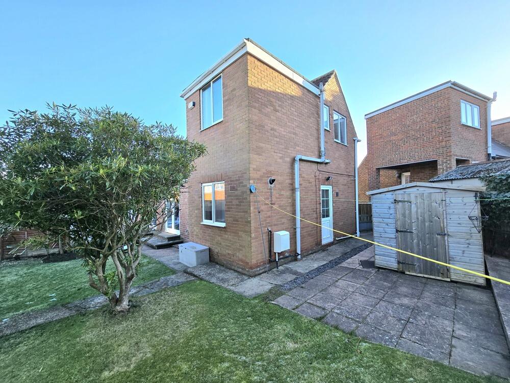 10 Rokerby Avenue