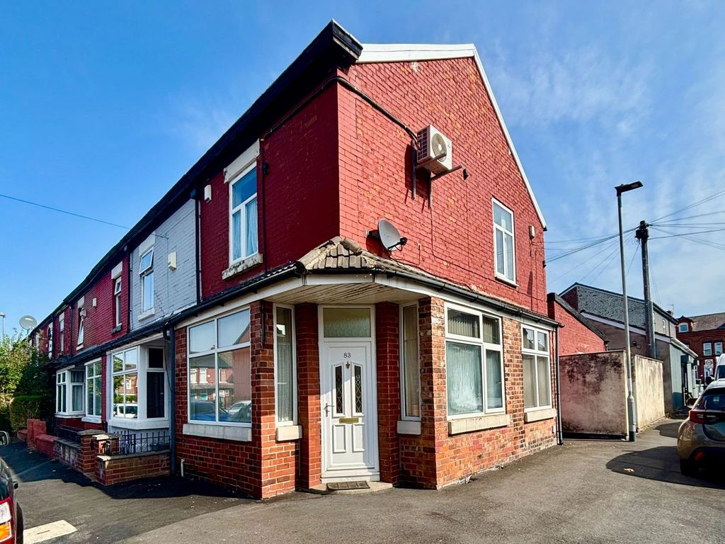 83 Henderson Street