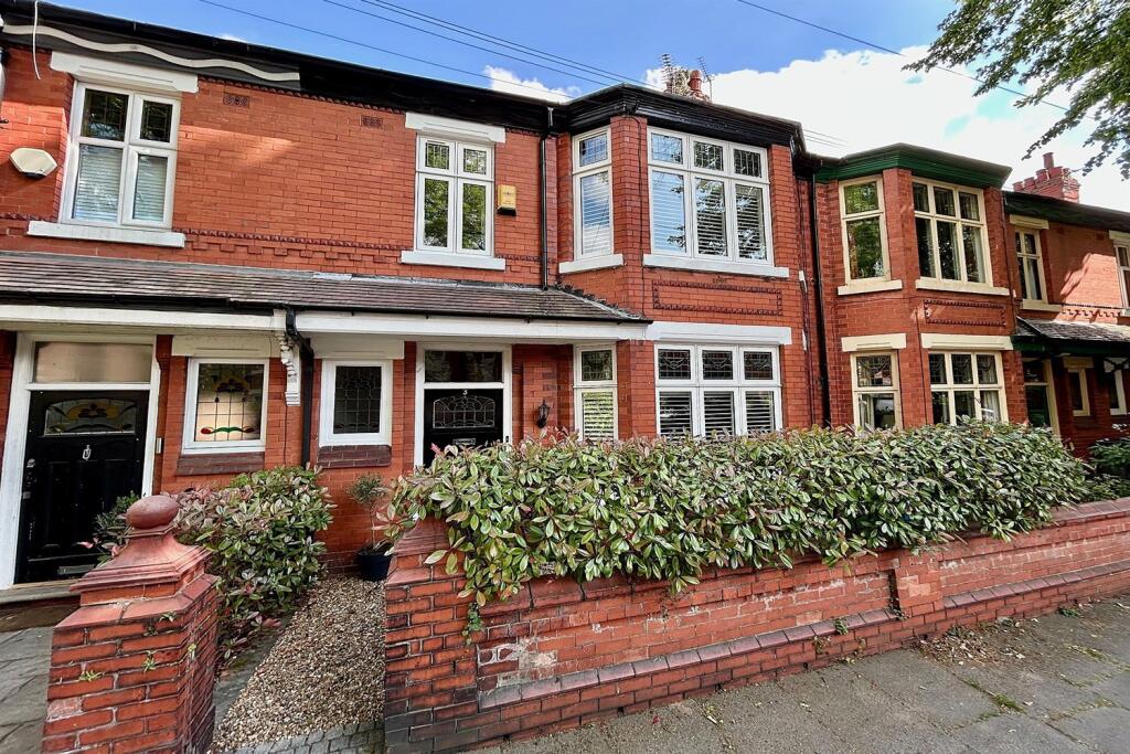 8 Brooklands Avenue