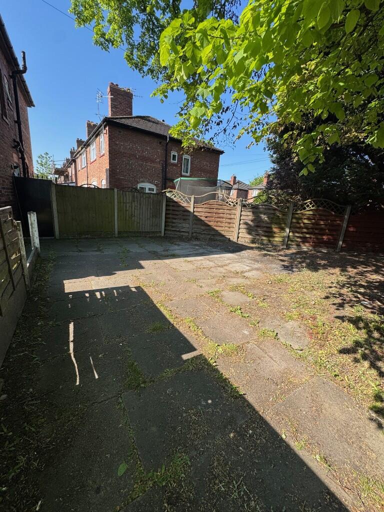 111 Mauldeth Road West