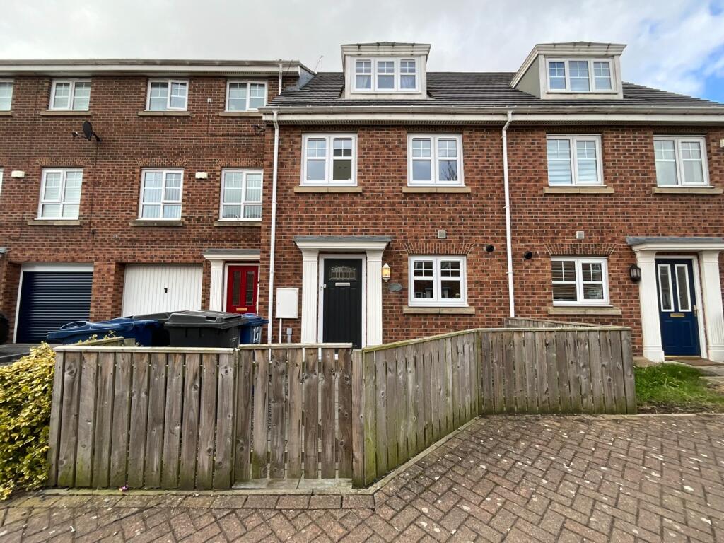 18 Palmer Walk