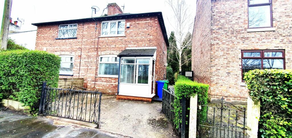 655 Altrincham Road