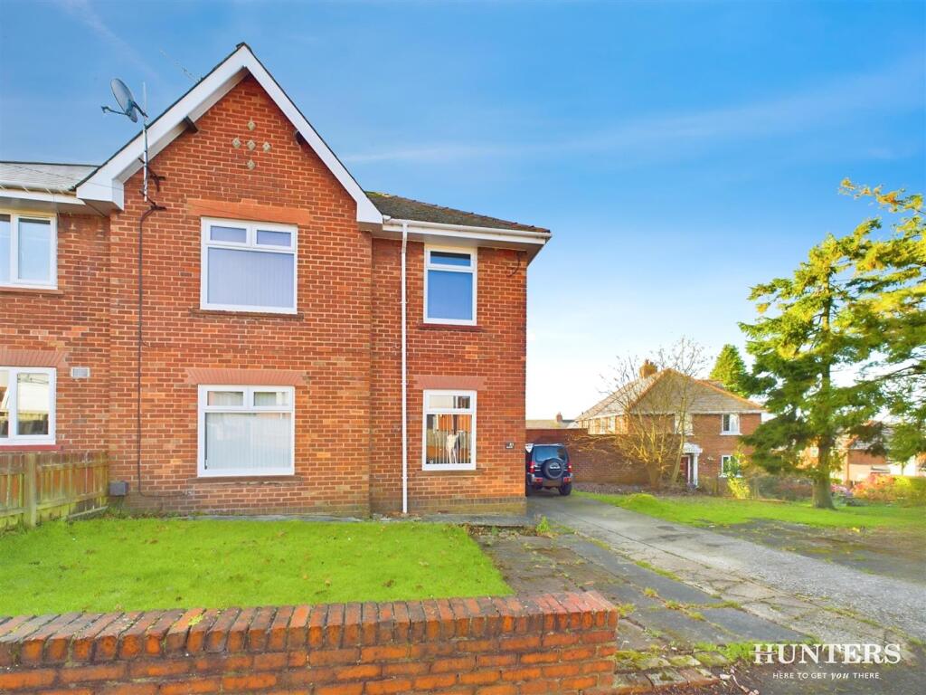 61 Moorlands