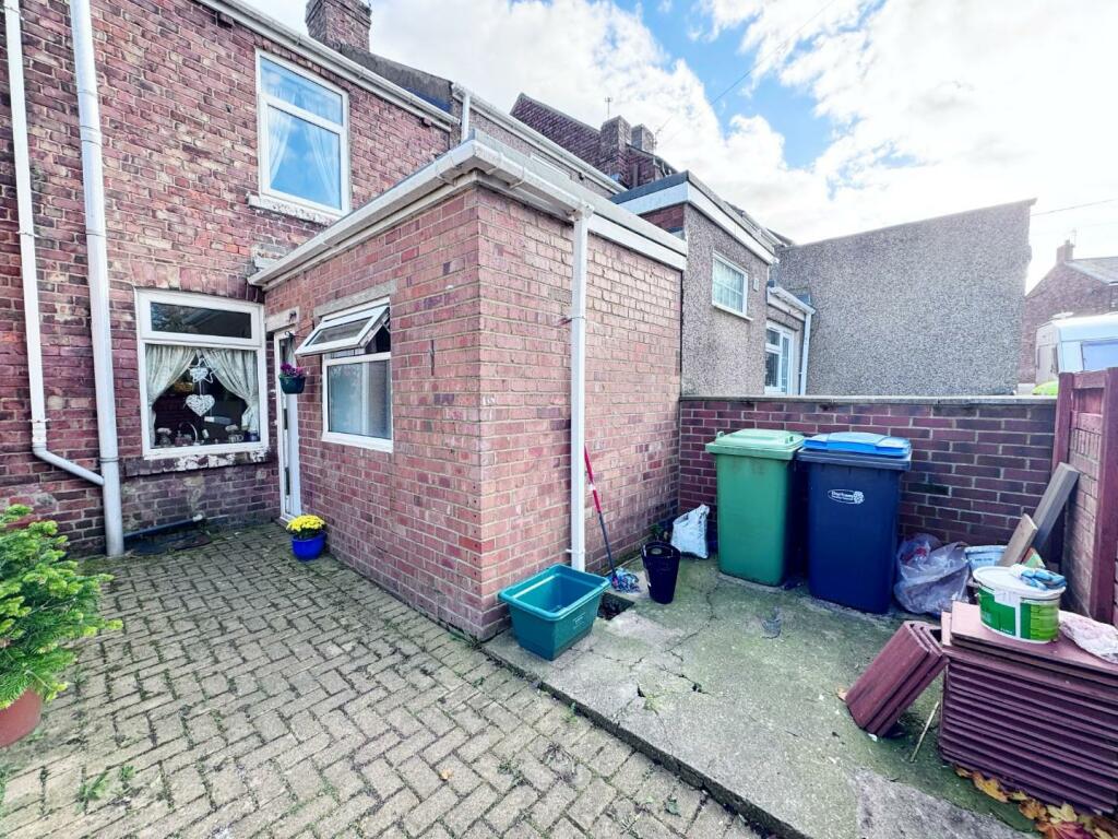 5 Down Terrace