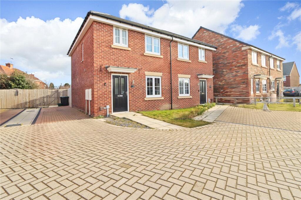 12 Alder Close