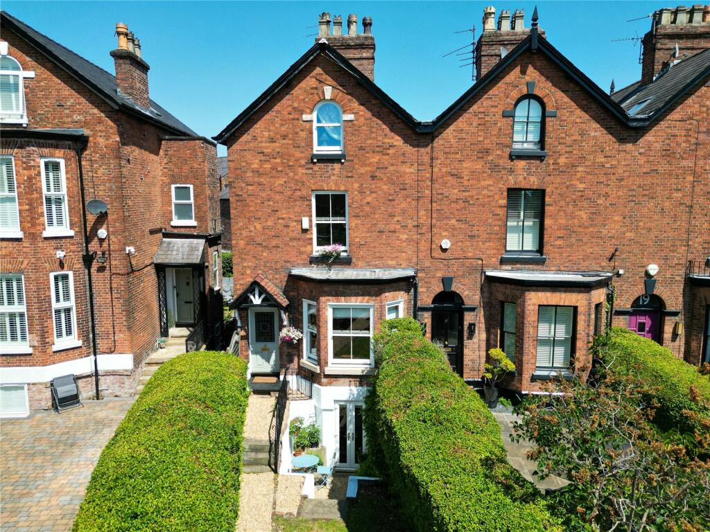 15 Hale Road