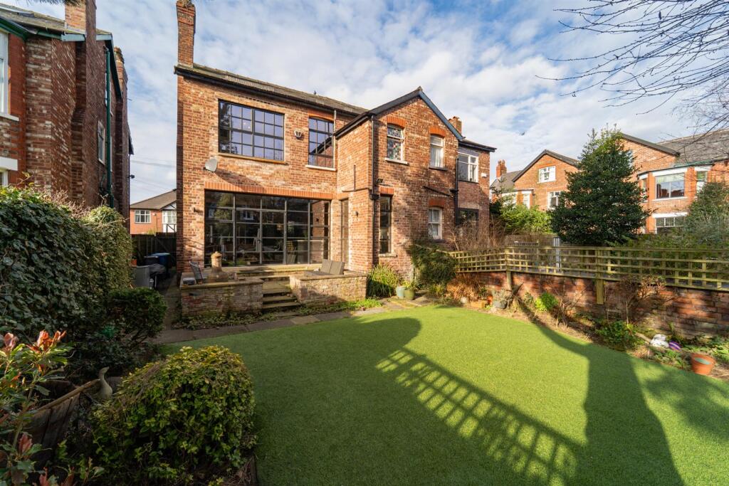 3 Ellesmere Road South